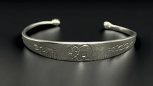 Load image into Gallery viewer, Bracelet - Elephant

